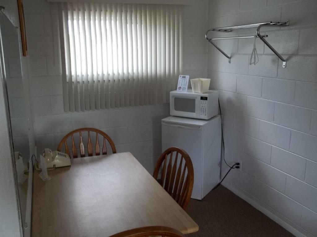 Budget Host Elk Antler Inn Thermopolis Oda fotoğraf