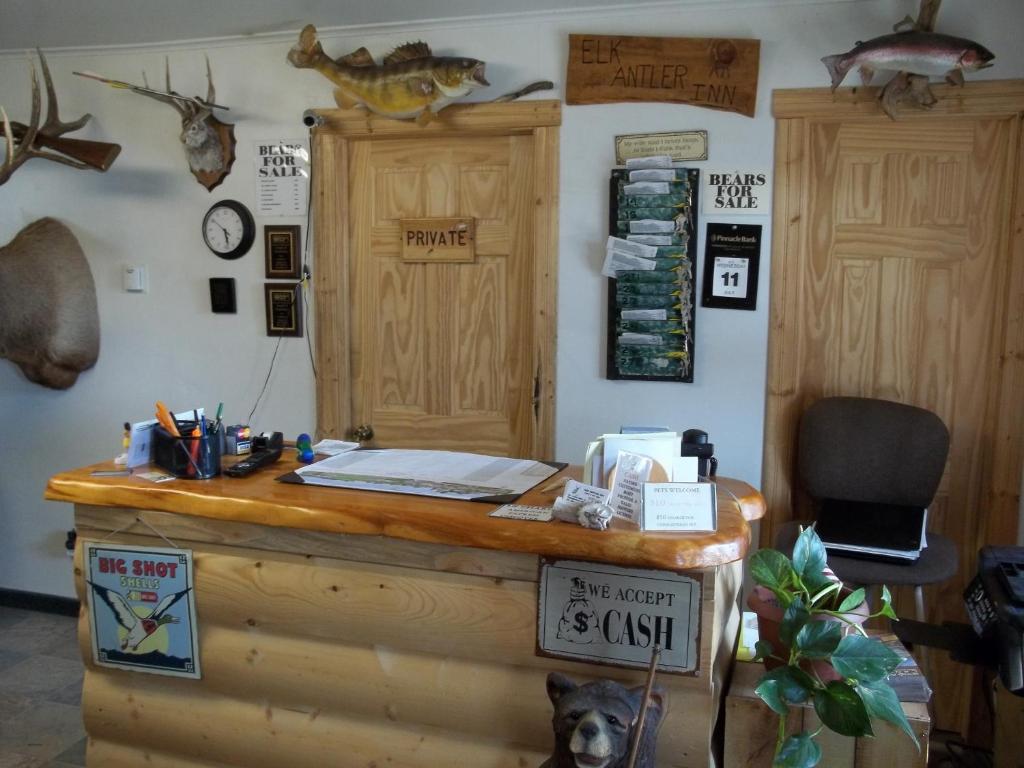 Budget Host Elk Antler Inn Thermopolis Dış mekan fotoğraf